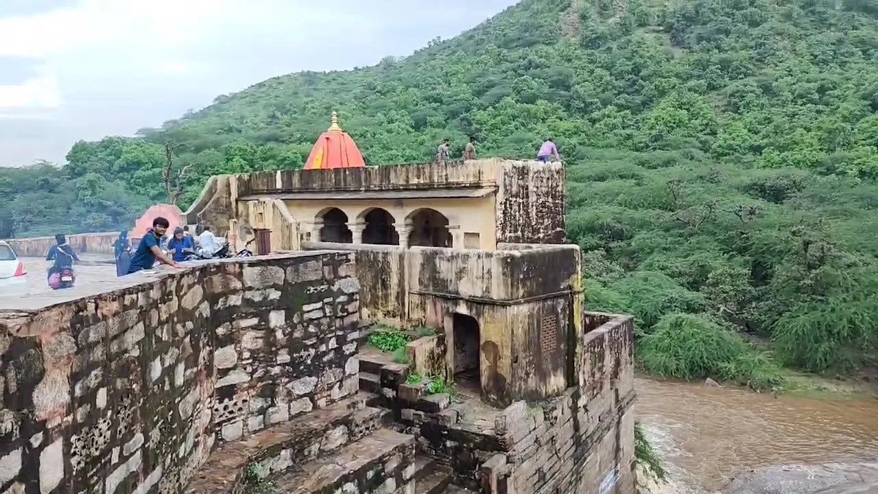 Ajepal Temple