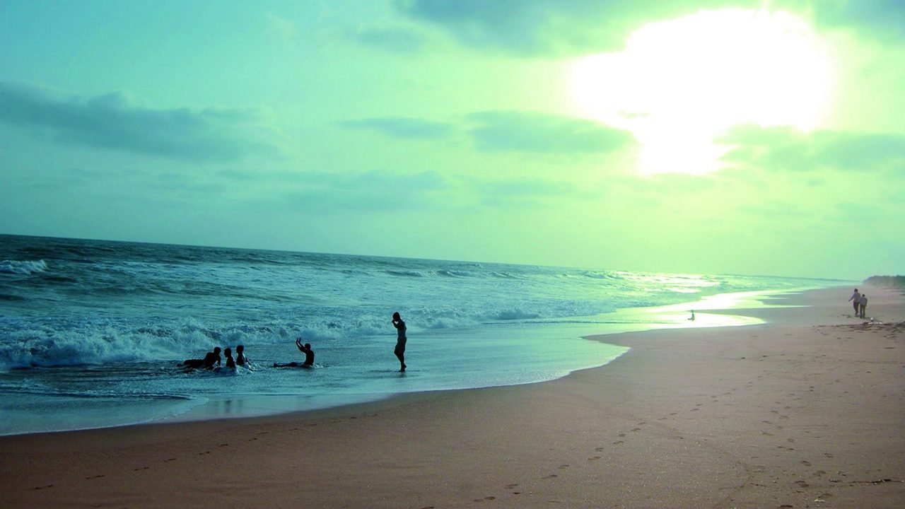 Pingleshwar Beach